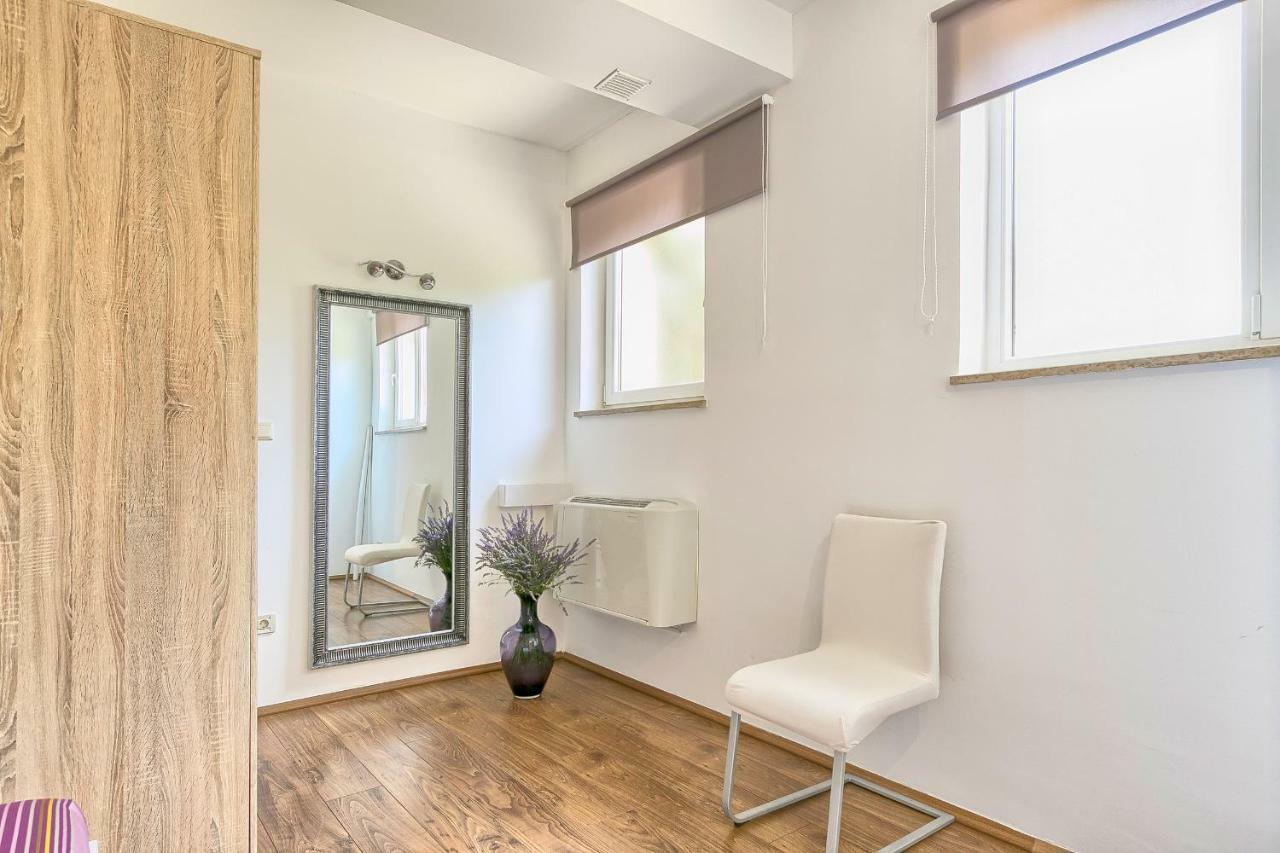 PUY Wellness Apartman Kaiser מראה חיצוני תמונה
