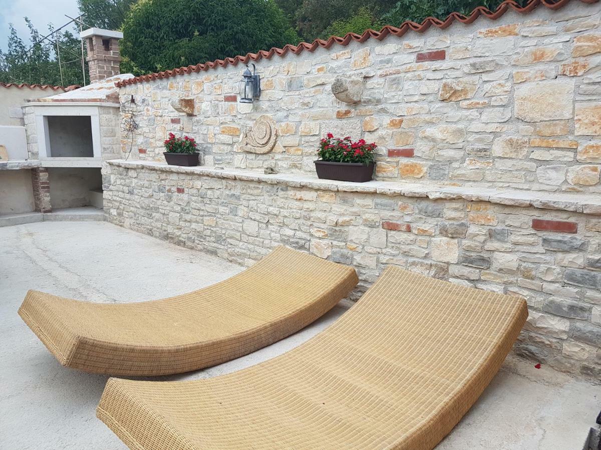 PUY Wellness Apartman Kaiser מראה חיצוני תמונה