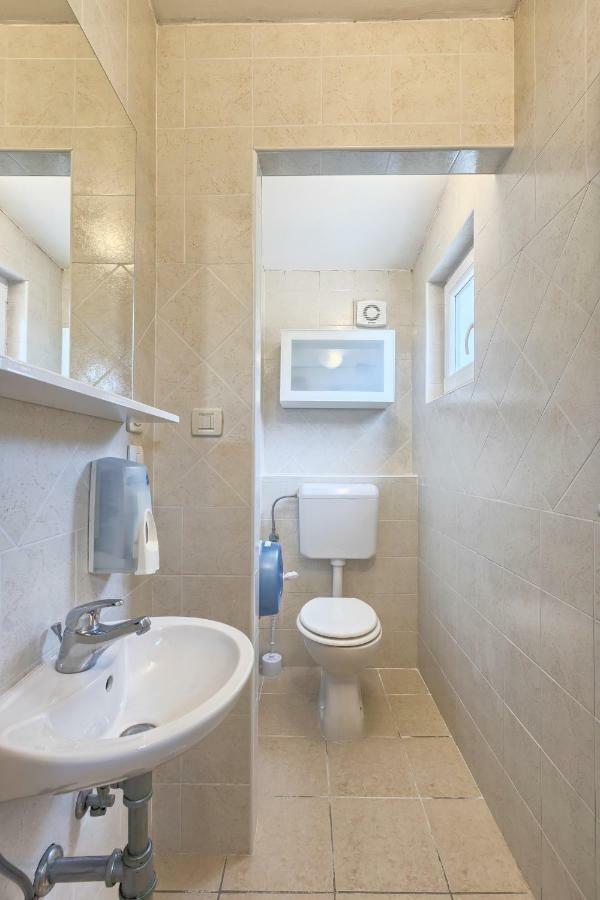 PUY Wellness Apartman Kaiser מראה חיצוני תמונה